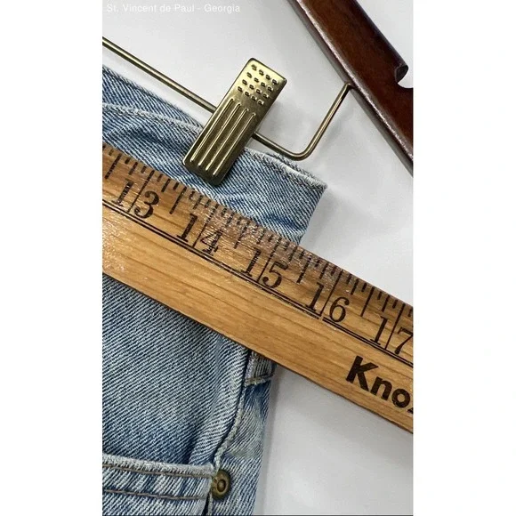 Liz Wear Light Wash Tapered 100% Cotton‎ Distressed Jeans Women's 10 Cropped - Picture 5 of 8